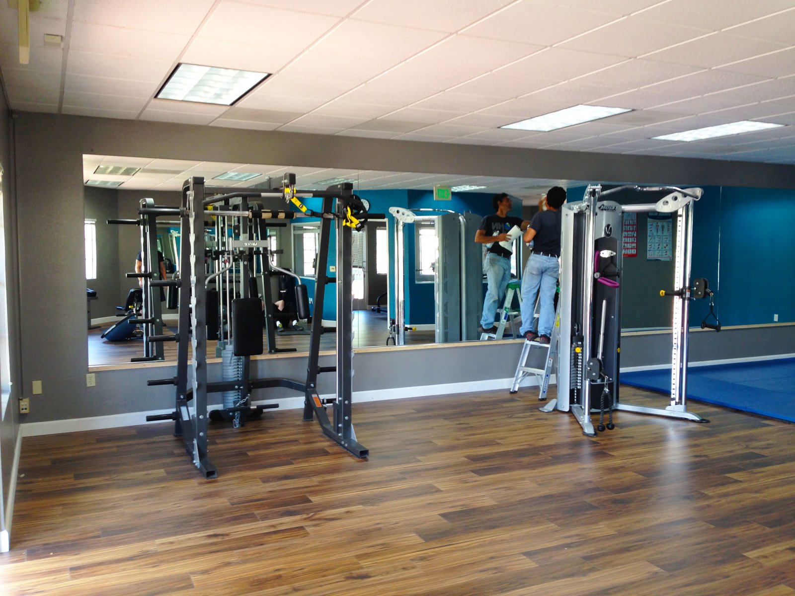 Importance of Gym Mirrors