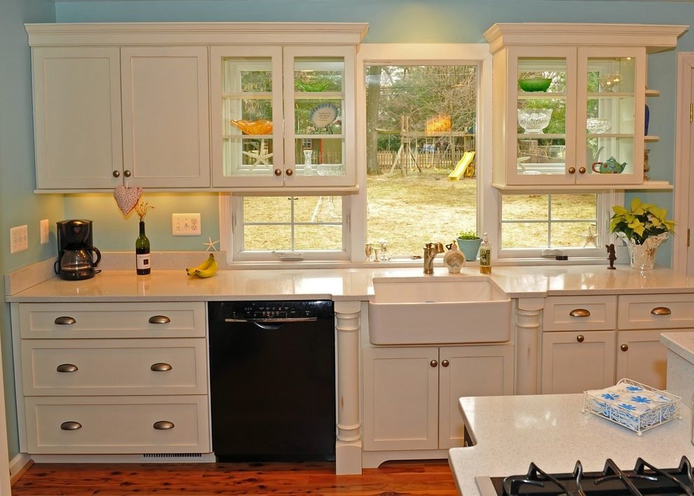 How More Storage Can Be Availed With The Use Of Two Sided Glass