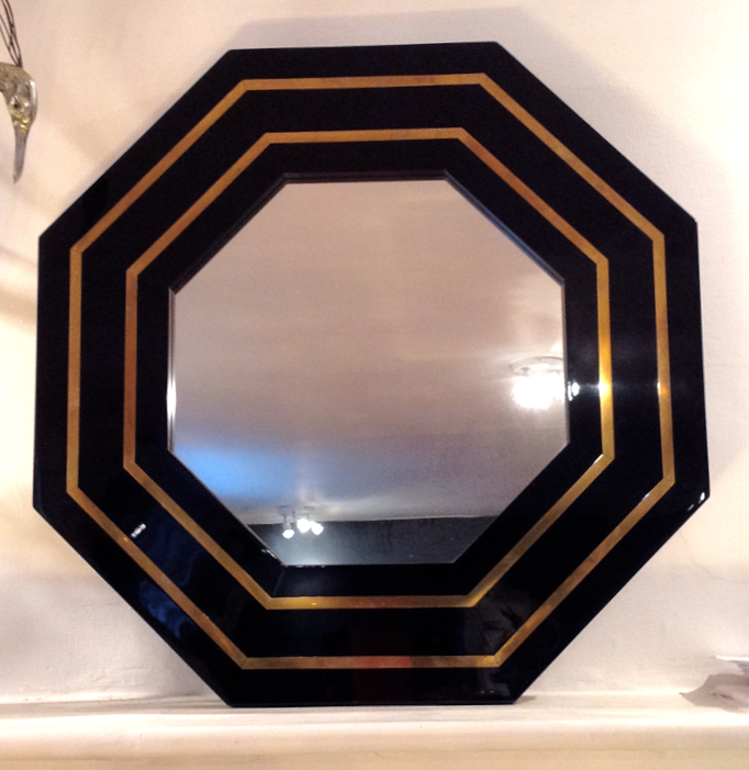 How octagon beveled mirror be used in homes to ensure security