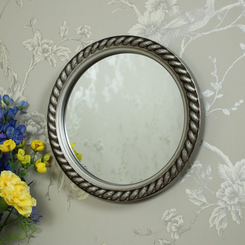 Effective Ideas to use the Full length Mirror at Workplaces
