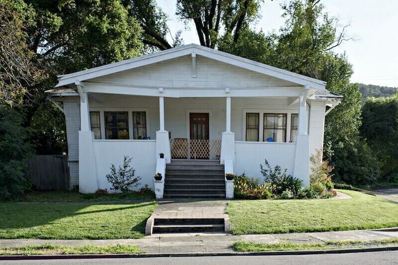 How Much Should I Sell My House For? 3 Tips to Help You Decide